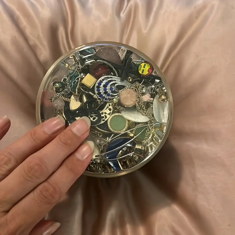 Mystery Jewelry Jar! - Picture 4 of 4